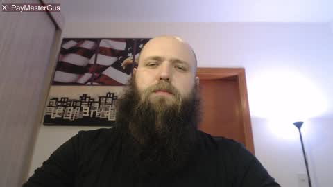 Snapshot of polar_bear91 chatting on October 6, 5:01 am Bear online show from October 6, 5:01 am