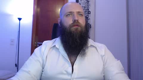 Snapshot of polar_bear91 chatting on February 22, 2:17 am Bear online show from February 22, 2:17 am