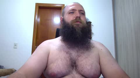 Snapshot of polar_bear91 chatting on February 8, 2:15 am Bear online show from February 8, 2:15 am