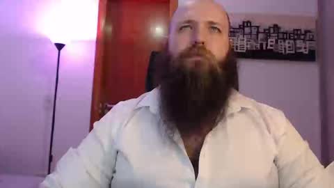 Snapshot of polar_bear91 chatting on March 7, 2:15 am Bear online show from March 7, 2:15 am