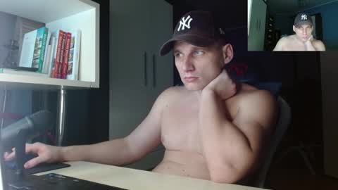 Poliglot online show from November 30, 7:49 pm