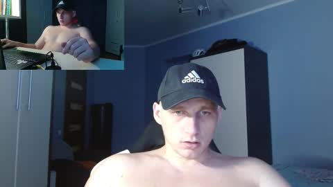 Snapshot of poliglotjoe chatting on September 25, 11:53 am Poliglot online show from September 25, 11:53 am