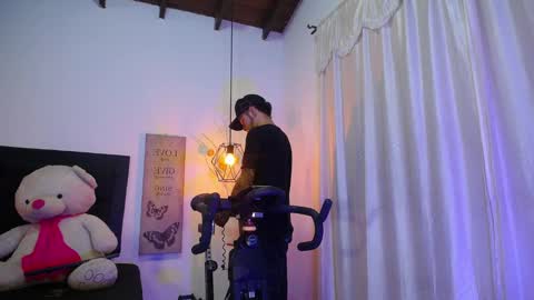 Snapshot of pool_vega chatting on October 14, 12:23 pm pool online show from October 14, 12:23 pm