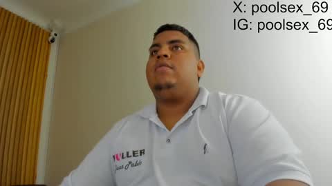 Snapshot of poolsexx_69 chatting on September 11, 4:50 pm poolsexx_69 online show from September 11, 4:50 pm