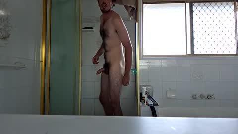 popboy2001 online show from April 7, 6:35 am