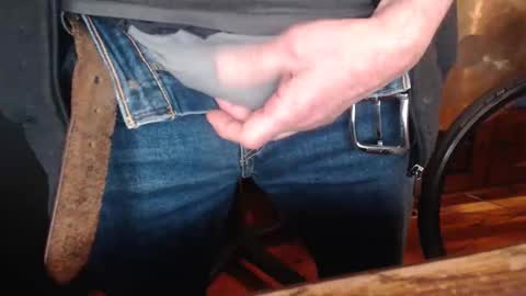 poseidonadventure88 online show from October 30, 11:55 am