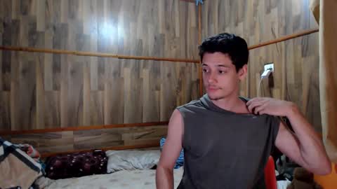 chris independent  online show from December 19, 12:18 am