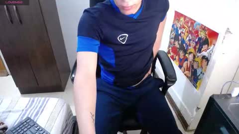 Snapshot of poysonsam chatting on October 20, 8:35 pm Ricksam online show from October 20, 8:35 pm