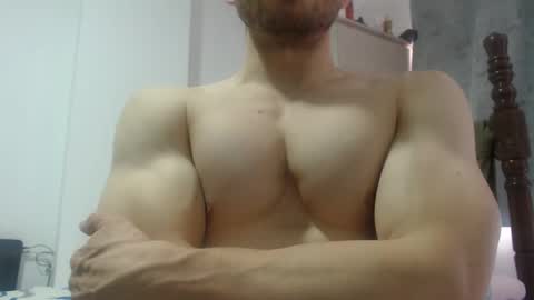 Snapshot of preettyboyx chatting on December 22, 4:38 pm JUAN online show from December 22, 4:38 pm