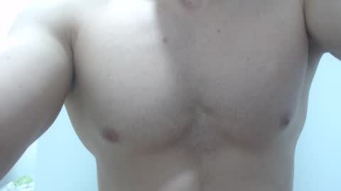 Snapshot of preettyboyx chatting on February 15, 3:17 pm JUAN online show from February 15, 3:17 pm