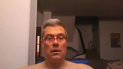 prendimisubito online show from April 23, 3:33 am