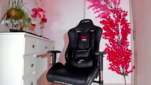 PRESSURE online show from March 16, 7:56 am