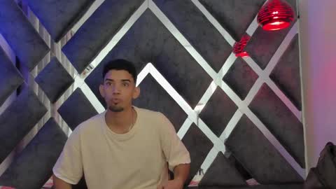 Snapshot of prince_arthur77 chatting on December 24, 12:55 pm prince_arthur77 online show from December 24, 12:55 pm