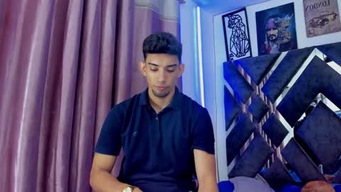 Snapshot of prince_arthur77 chatting on September 25, 1:10 pm prince_arthur77 online show from September 25, 1:10 pm