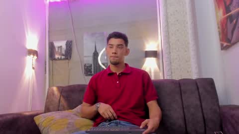Snapshot of prince_arthur77 chatting on January 15, 12:47 pm prince_arthur77 online show from January 15, 12:47 pm