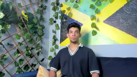 Snapshot of prince_arthur77 chatting on September 16, 4:52 pm prince_arthur77 online show from September 16, 4:52 pm