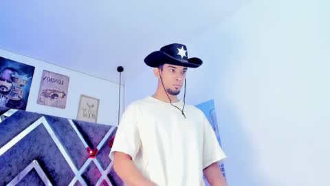 Snapshot of prince_arthur77 chatting on October 9, 2:44 pm prince_arthur77 online show from October 9, 2:44 pm