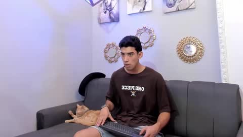Snapshot of prince_arthur77 chatting on March 11, 1:56 pm prince_arthur77 online show from March 11, 1:56 pm