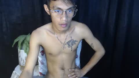 Snapshot of prince_gray69 chatting on October 13, 1:17 pm Prince online show from October 13, 1:17 pm
