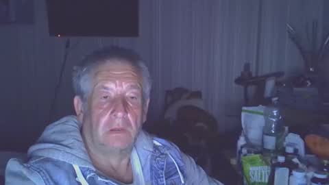 projectorepson online show from April 24, 7:27 pm