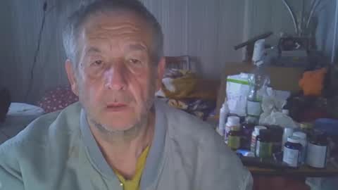 projectorepson online show from April 19, 6:10 pm