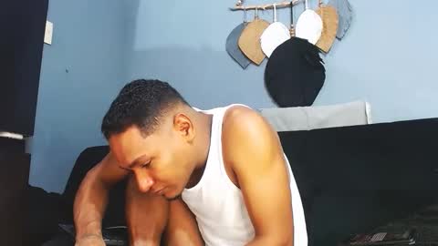 Grande y Gruesa online show from April 19, 2:11 am