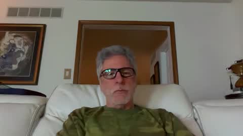 proud_patriot online show from June 3, 3:19 am