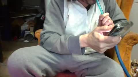 Snapshot of pspee313 chatting on March 1, 6:32 pm pspee313 online show from March 1, 6:32 pm