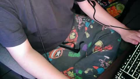 your mysterious man online show from April 21, 2:51 am