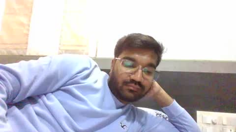 Snapshot of ptl1711 chatting on December 23, 7:17 am ptl1711 online show from December 23, 7:17 am