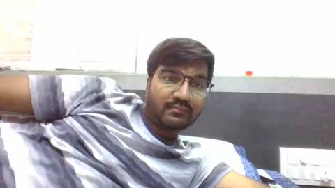 Snapshot of ptl1711 chatting on December 3, 8:03 am ptl1711 online show from December 3, 8:03 am