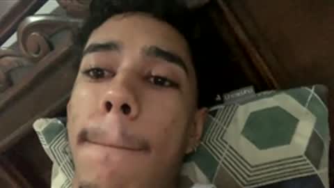 pulgarpaeznicoll2 online show from December 5, 5:25 am