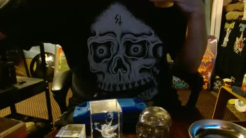 Snapshot of punkypapi chatting on March 4, 4:20 pm Jojo online show from March 4, 4:20 pm
