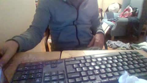 pup_y online show from October 21, 6:55 pm