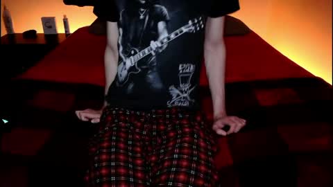 pussylover2182 online show from April 25, 5:43 am