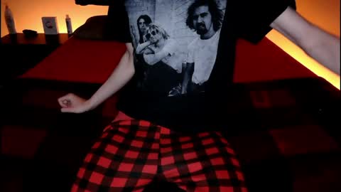 pussylover2182 online show from April 22, 5:57 am