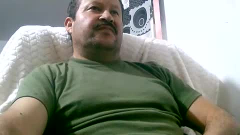 Snapshot of querubinrebelde chatting on December 29, 11:08 pm Don Ramon online show from December 29, 11:08 pm