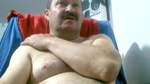 Snapshot of querubinrebelde chatting on January 15, 2:06 am Don Ramon online show from January 15, 2:06 am