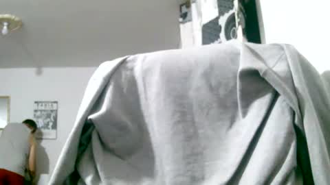 Snapshot of querubinrebelde chatting on December 15, 2:30 am Don Ramon online show from December 15, 2:30 am