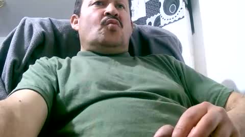 Snapshot of querubinrebelde chatting on March 8, 1:37 am Don Ramon online show from March 8, 1:37 am