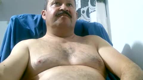 Snapshot of querubinrebelde chatting on January 14, 1:47 am Don Ramon online show from January 14, 1:47 am