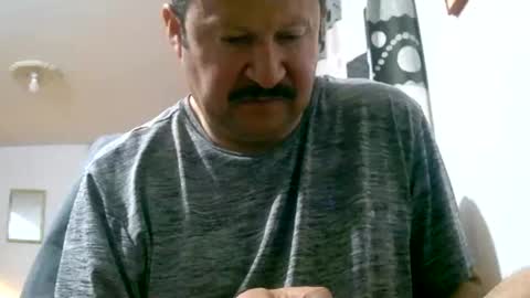 Snapshot of querubinrebelde chatting on December 3, 1:50 am Don Ramon online show from December 3, 1:50 am
