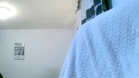 Snapshot of querubinrebelde chatting on January 2, 12:23 am Don Ramon online show from January 2, 12:23 am