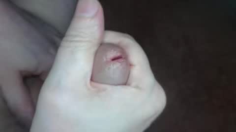 Ryan V online show from April 28, 1:11 am