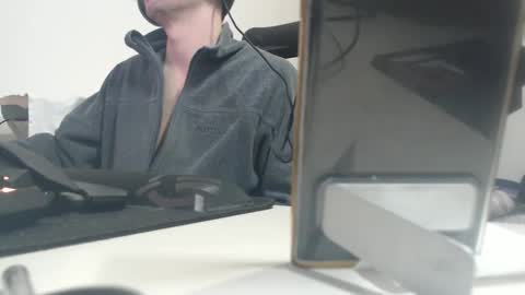 Snapshot of raccon68 chatting on January 6, 11:09 pm Raccoon68 online show from January 6, 11:09 pm