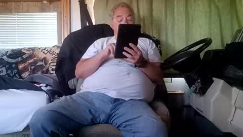 Radioman for fun online show from April 23, 3:03 pm