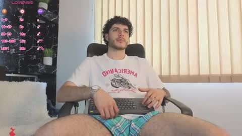 R A F A E L online show from April 24, 8:55 pm