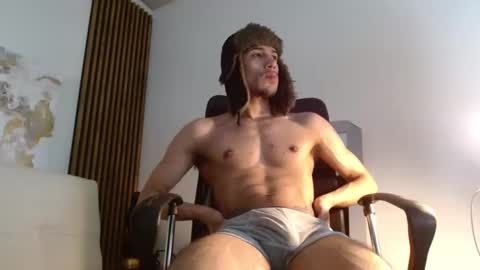 Snapshot of rafaelstone chatting on January 10, 3:50 am IG online show from January 10, 3:50 am