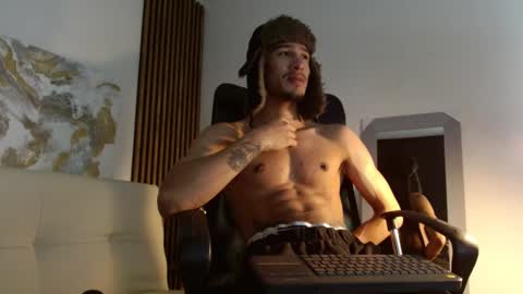 Snapshot of rafaelstone chatting on January 31, 4:03 am IG online show from January 31, 4:03 am