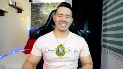 Snapshot of ransoj chatting on December 28, 11:26 pm Jonas online show from December 28, 11:26 pm